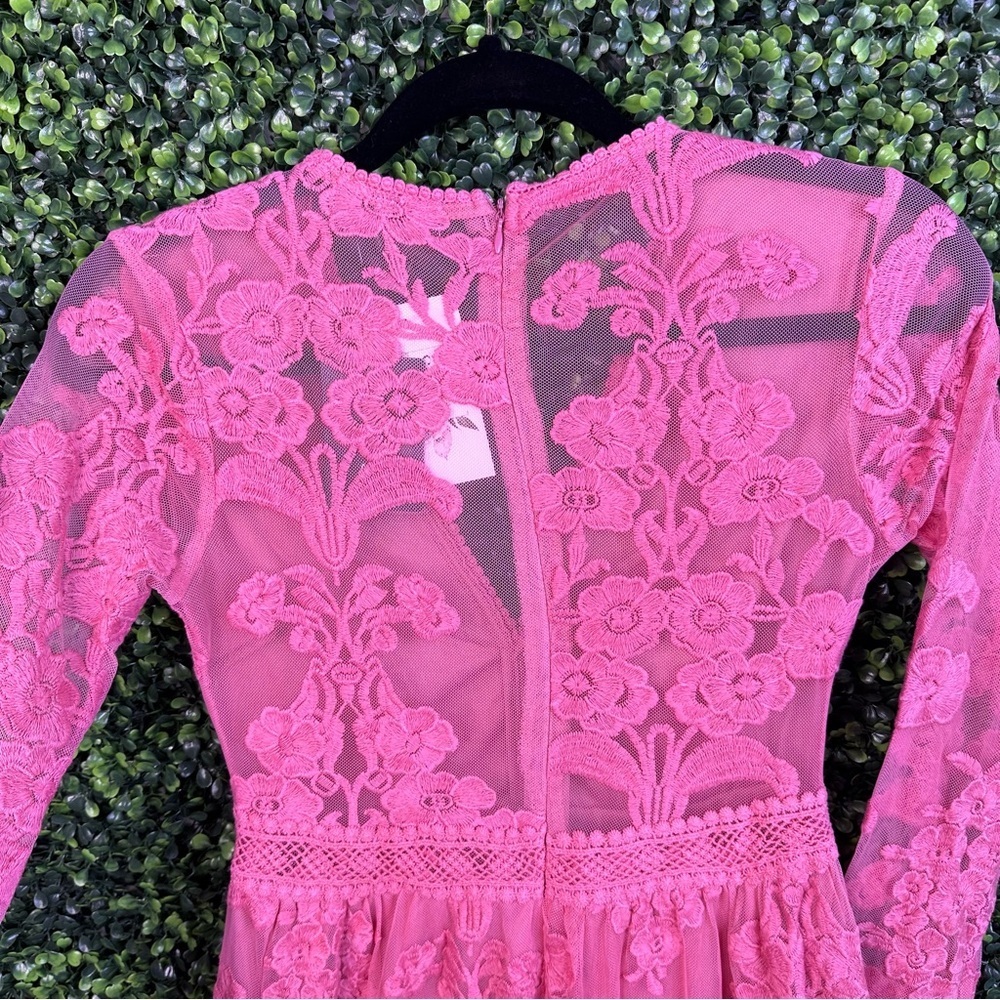 pink lacey embroidered sheer sleeve and back maxi‎ dress nwt - Picture 7 of 12